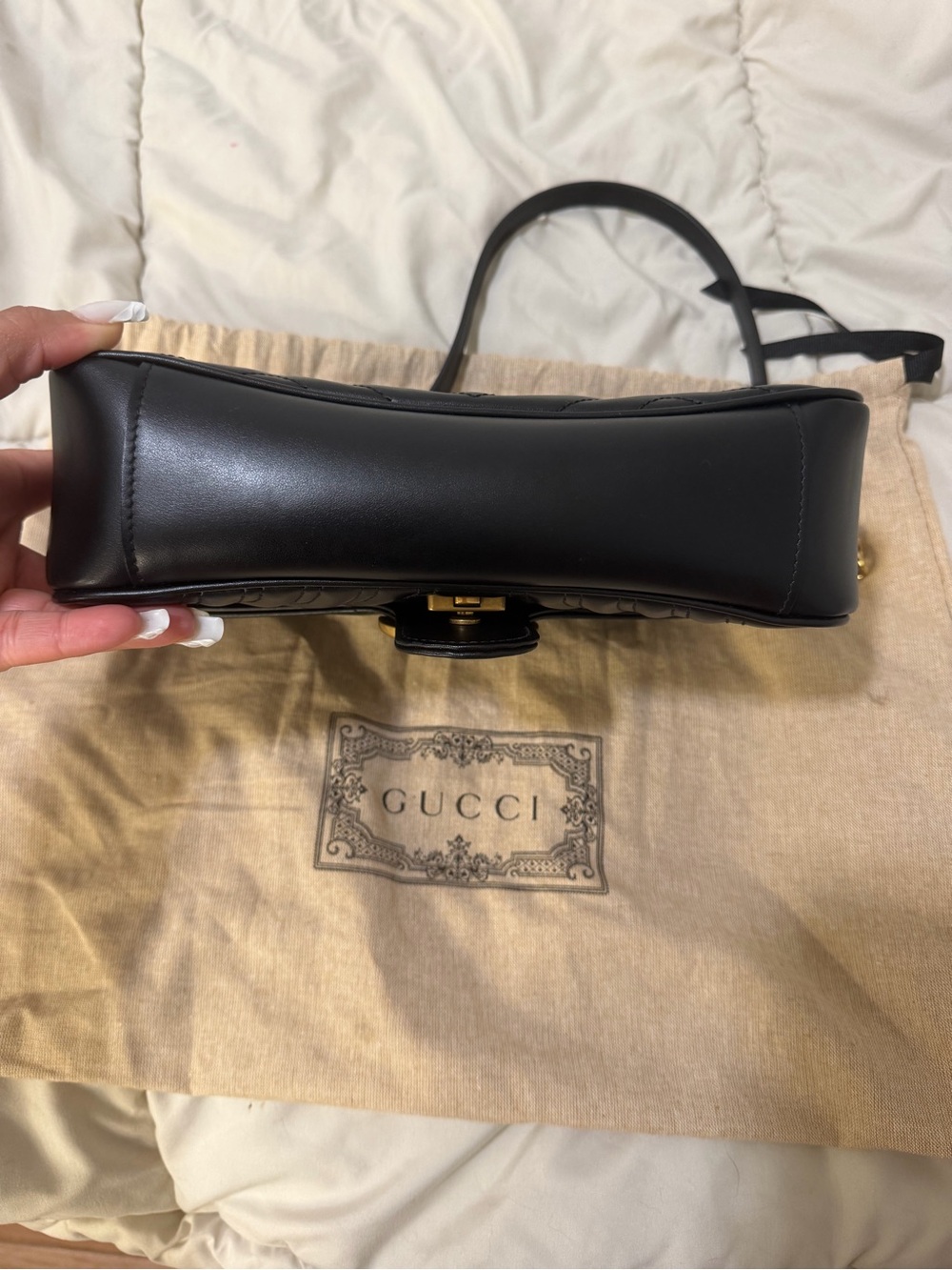 Gucci Black Quilted Leather Shoulder Bag with Gold GG Hardware - Picture 5 of 8